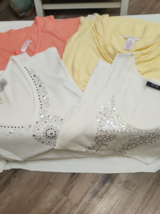 Tops - 4 lot of womens med tank tops